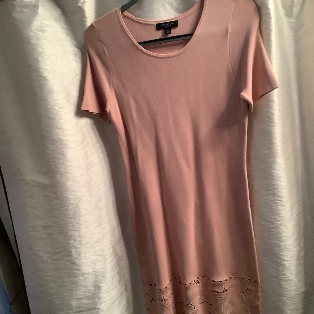 Dusty rose knit Ann Taylor dress